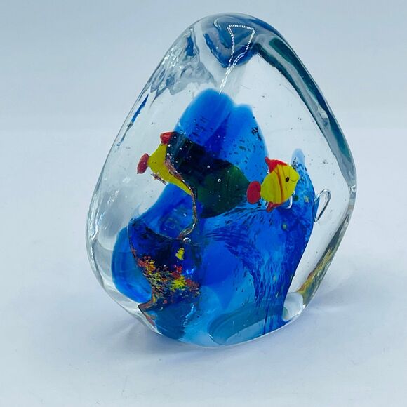Vintage K's Collection Paperweight Aquarium Style Glass w/ Fish Bubbles Inside - Picture 3 of 7